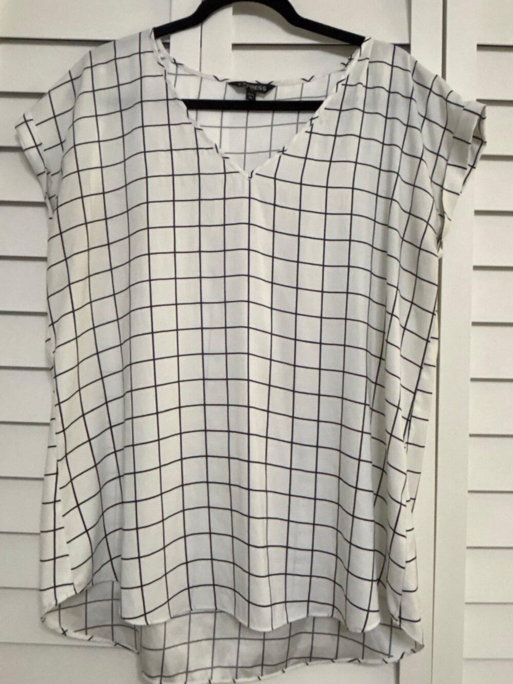 Express White and Black Windowpane Grid V-Neck Blouse